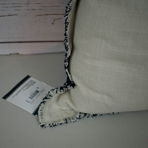 Tommy Hilfiger Menemsha Cotton Throw Pillow - Picture 4 of 4